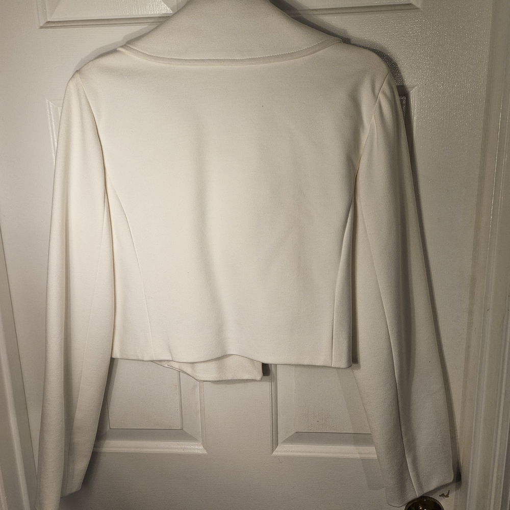 Adrienne Vittadini White Blazer with Tailored Fit - Picture 2 of 10